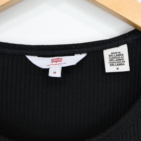 Levi's Women's Ribbed Scoopneck Short Sleeve Tee Shirt Black Size Medium - Picture 3 of 7